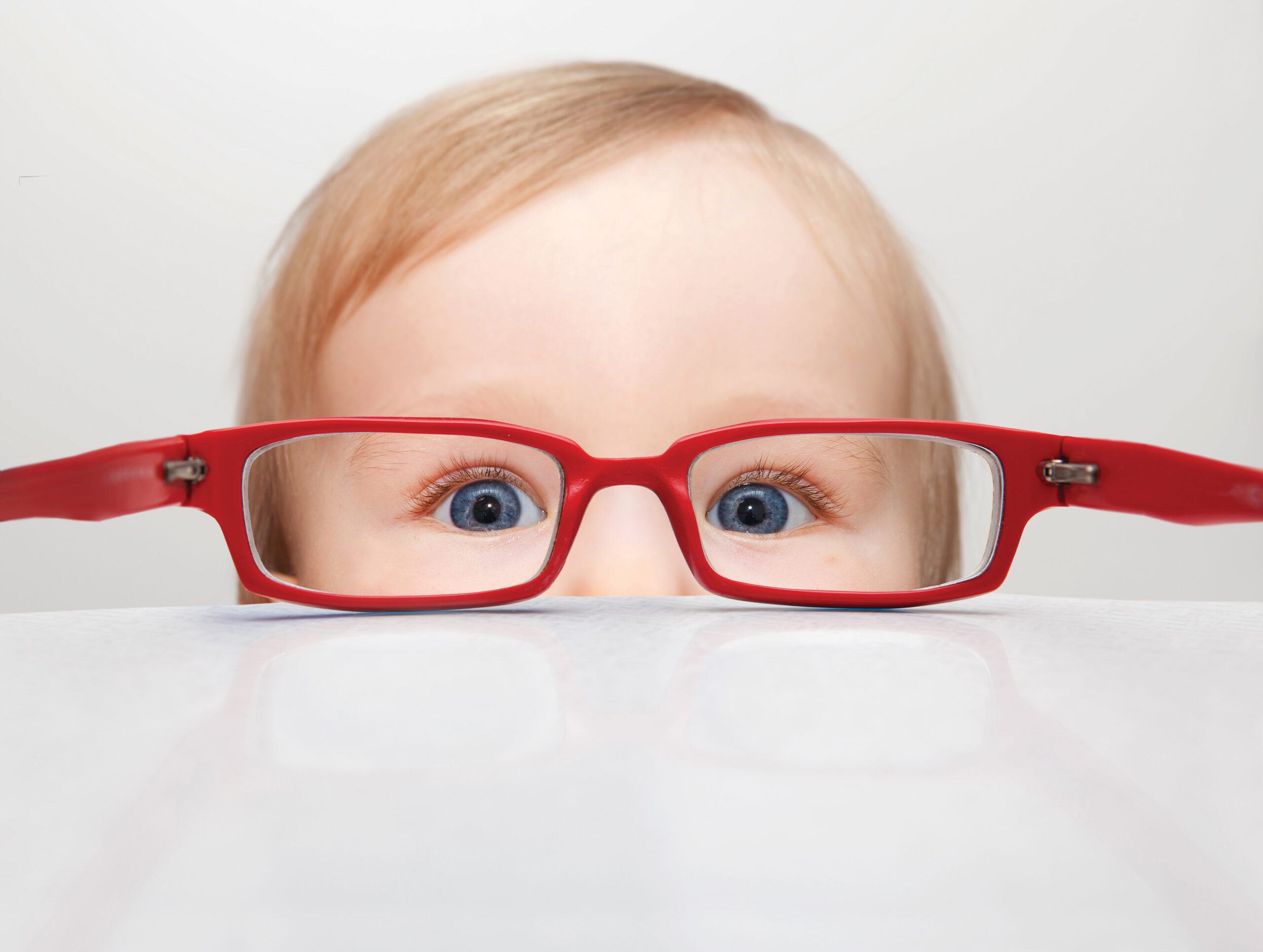 Как часто нужно приводить ребенка на осмотр к офтальмологу?